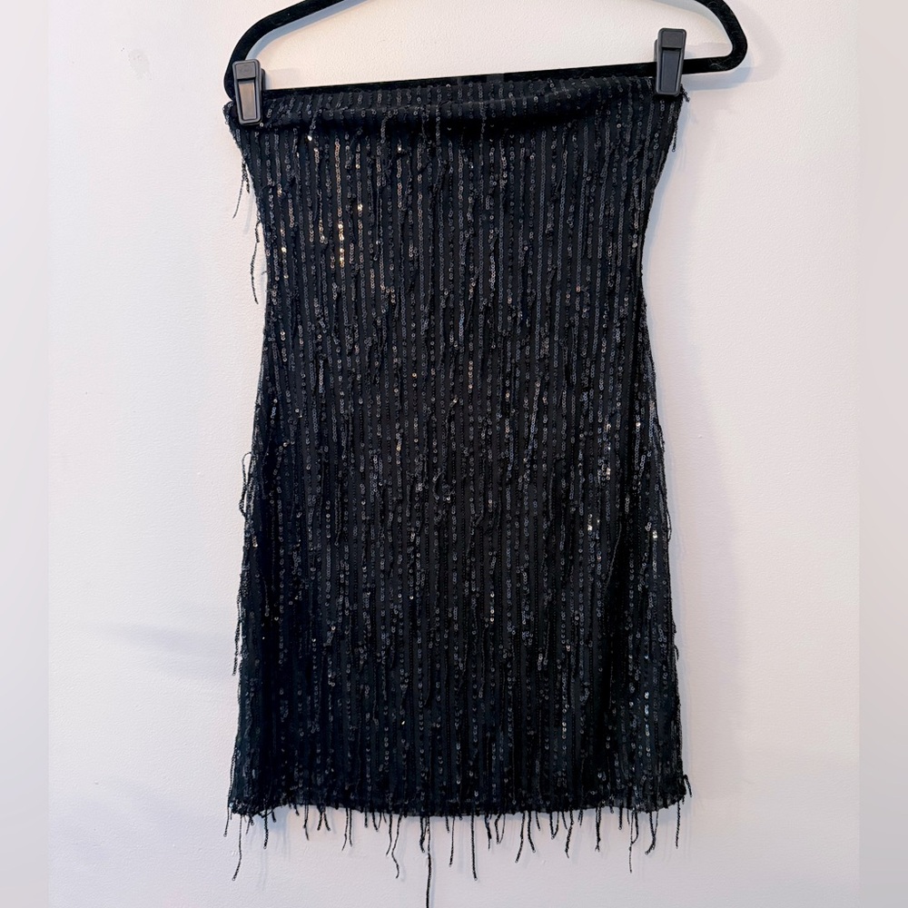 NWOT Strapless sequin mini dress S Small black